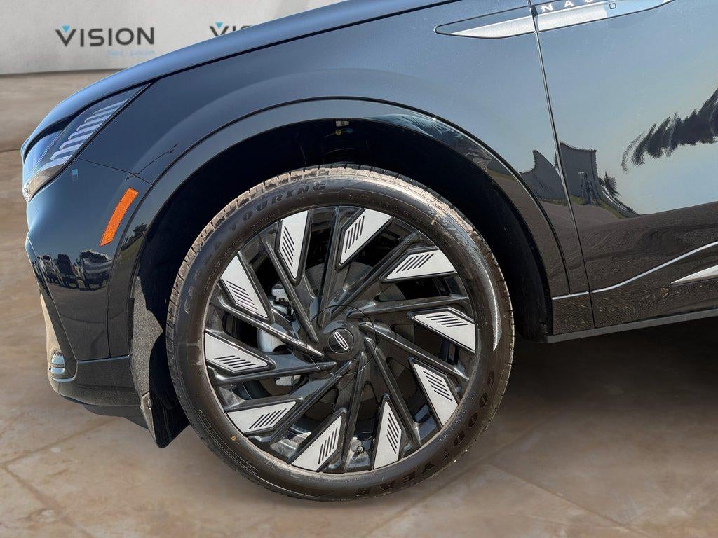 2026 Lincoln Nautilus Reserve AWD