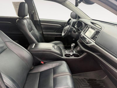 2018 Toyota Highlander SE V6 AWD (Natl)