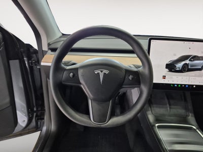 2025 Tesla Model Y Long Range Dual Motor All-Wheel Drive