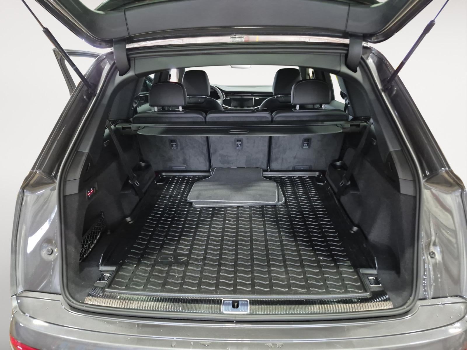 2025 Audi Q7 Premium Plus 45 TFSI quattro Tiptronic