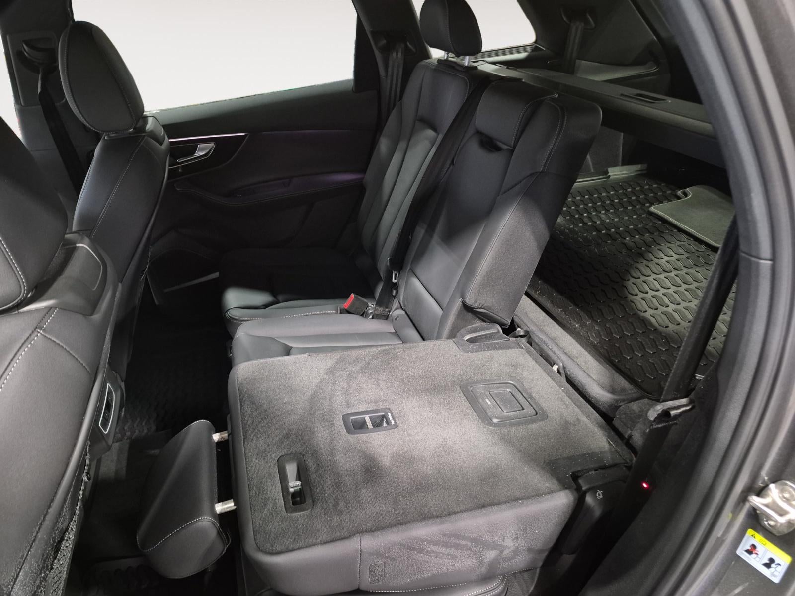 2025 Audi Q7 Premium Plus 45 TFSI quattro Tiptronic