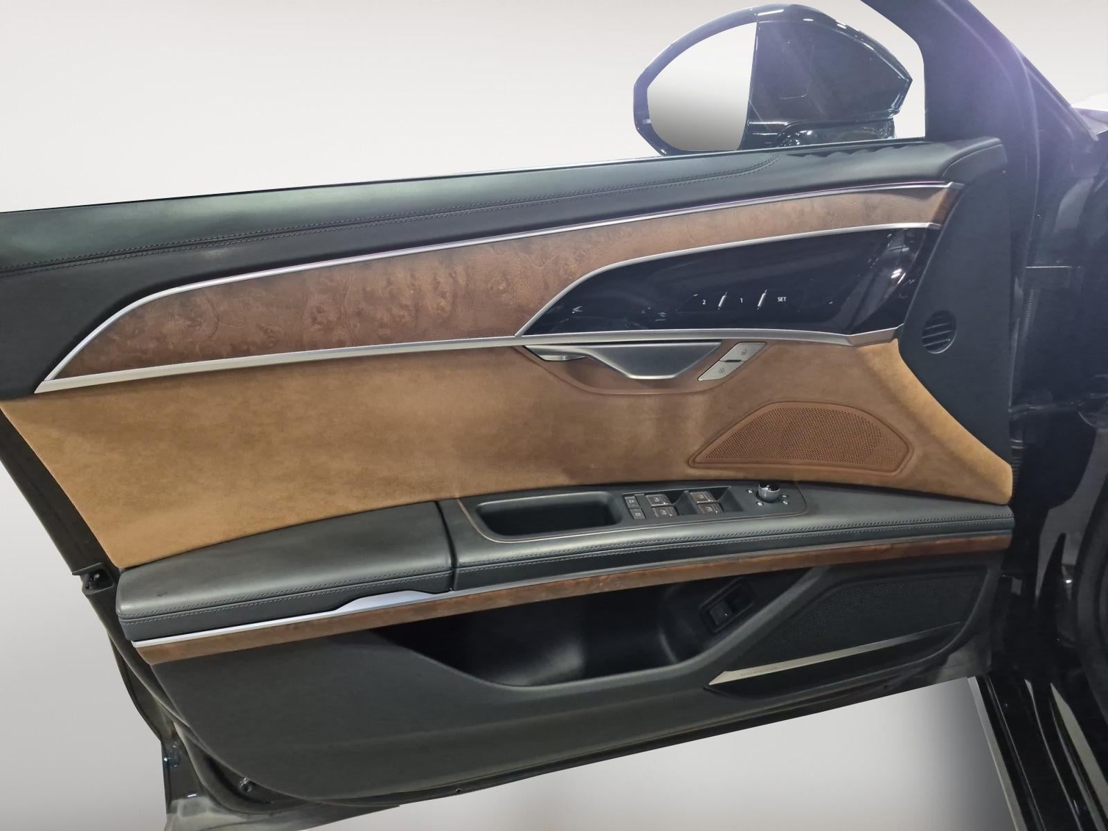 2021 Audi A8 L 60 TFSI quattro Tiptronic