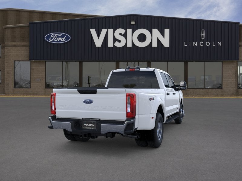 2026 Ford Super Duty F-350® XLT