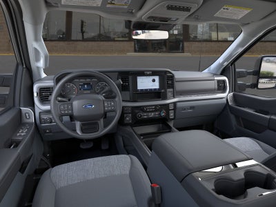2026 Ford Super Duty F-350® XLT