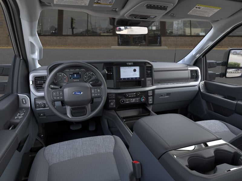 2026 Ford Super Duty F-350® XLT